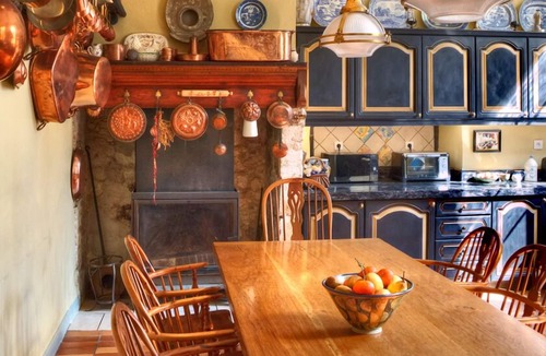 Castillonnes Bed & Breakfast | Hôtel de Cours de Thomazeau