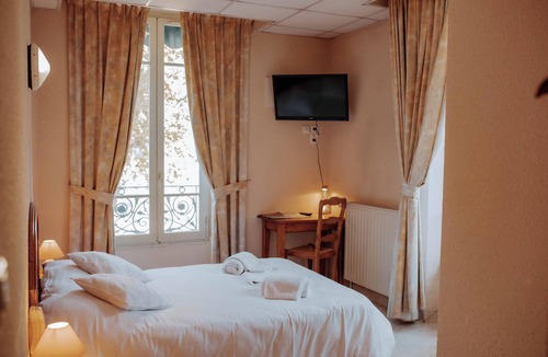 Chalabre Hotel | Hôtel de France