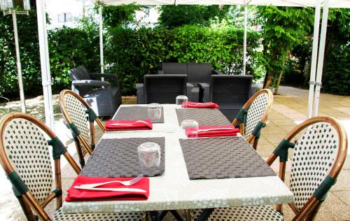 Lillebonne Hotel | Hôtel de France