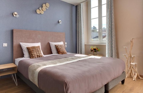 Montmarault Hotel | Hôtel de France