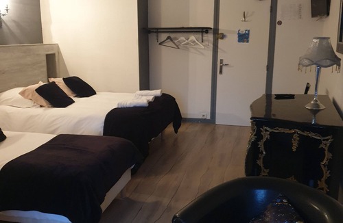 Saint-Amand-Montrond House | Hôtel de l'Ecu