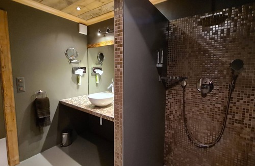 Noes Hotel | Hôtel de l'Etrier