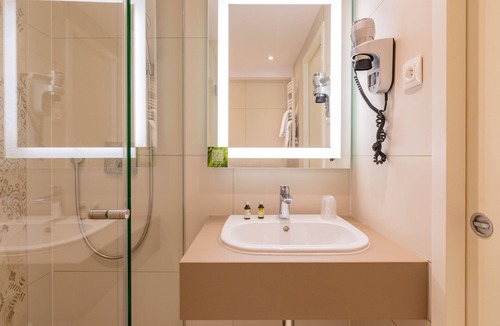 L'Isle-d'Abeau Hotel | Hôtel de l'Isle