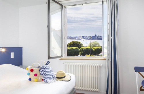 Port-Louis Hotel | Hôtel de la Citadelle