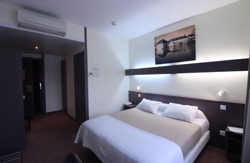 Paroisse Notre-Dame Hotel | Hôtel de La Cloche