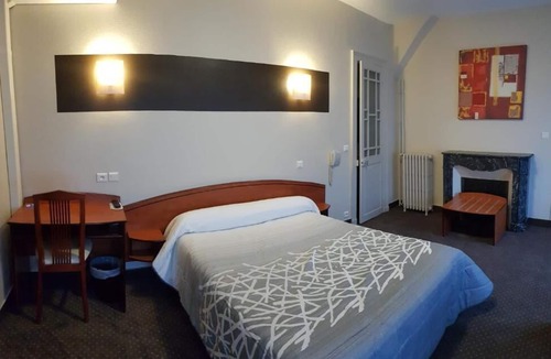 Oloron-Sainte-Marie Hotel | Hôtel De La Paix