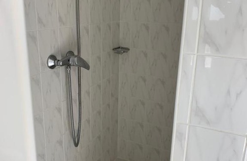 Cosse-le-Vivien Hotel | hôtel de la grange