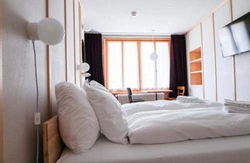 Les Ponts-de-Martel Hotel | Hôtel de la Maison de la Tourbière