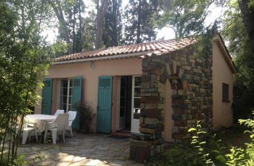 La Croix-Valmer Hotel | Hôtel De La Mer