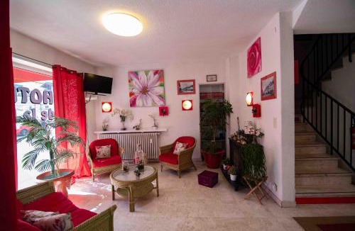 Douvaine Hotel | Hôtel de La Poste