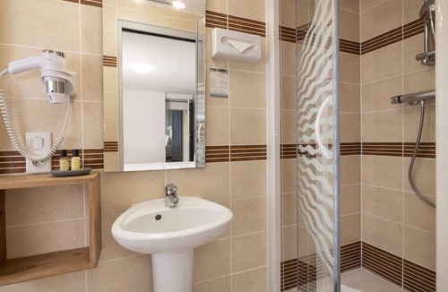 Lion-sur-Mer Hotel | Hôtel de Lion sur Mer