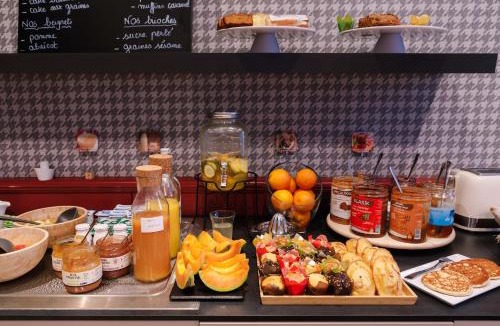 Victor Bach - Saint Louis Hotel | Hôtel de Noailles