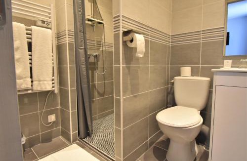 Auxerre Hotel | Hôtel des 2 Gares
