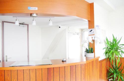 Maisons-Alfort Hotel | Hôtel des Bains 24h 7j Paris centre à 10 min