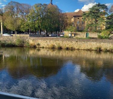 Figeac Hotel | Hôtel des Bains