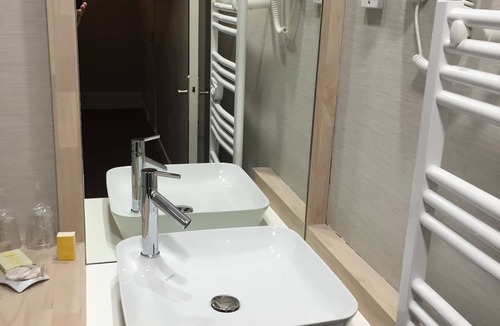 Montlucon Hotel | Hôtel des Bourbons