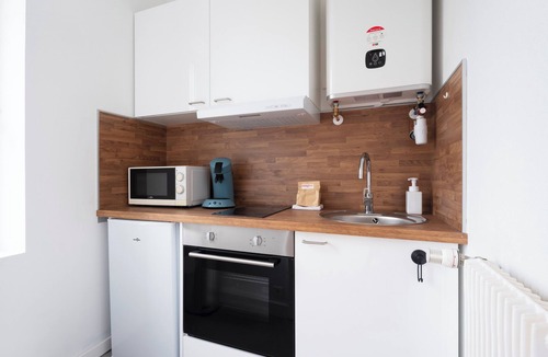 Poincare - Foch - Anatole France - Croix de Bourgogne Apartment | Hôtel des Cousines – Anais/Appartement 4 personnes Nancy