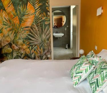 Semur-en-Auxois Hotel | Hôtel des Cymaises