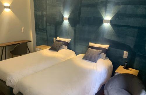 Semur-en-Auxois Hotel | Hôtel des Cymaises