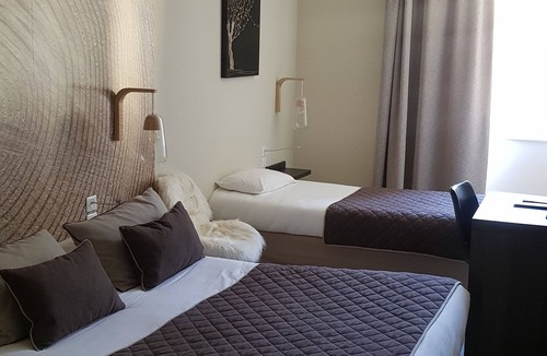 Salins-les-Bains Hotel | Hôtel des Deux Forts