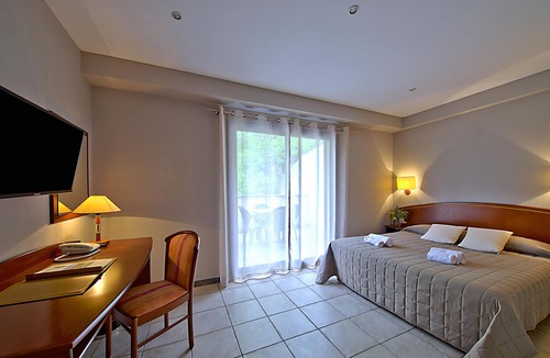 Guagno les Bains Hotel | Hôtel Des Deux Sorru