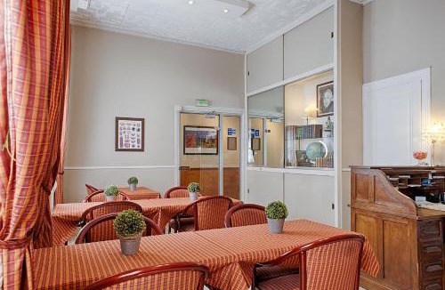 Saint Michel - Mairie Hotel | Hôtel des Facultés