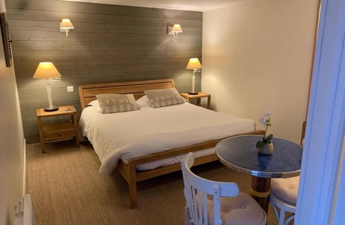 Villers-sur-Mer Hotel | Hôtel des Falaises