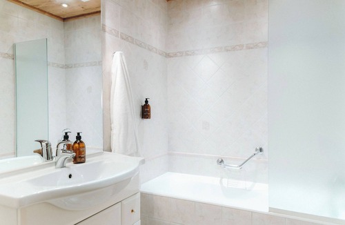 Saint-Gervais-les-Bains Hotel | Hôtel des 2 Gares