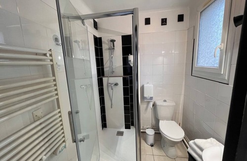 Theix-Noyalo Hotel | Hôtel des Iles