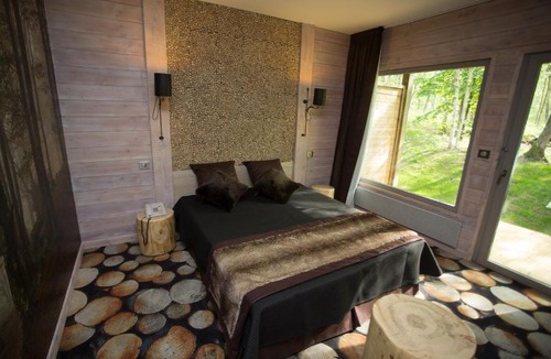 Plailly Hotel | Hôtel Des Trois Hiboux