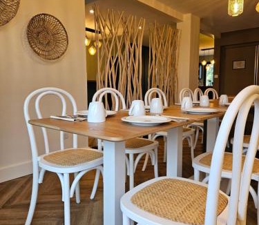 Julienas Hotel | Hôtel des Vignes - Juliénas