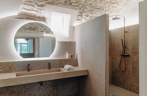 Juvignac Hotel | Hôtel Domaine de Biar