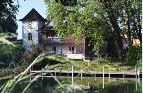Cudrefin Hotel | Hôtel Domaine de la Sauge
