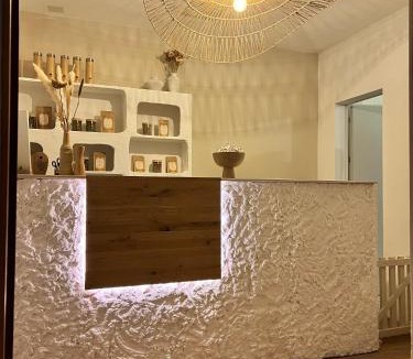 Cudrefin Hotel | Hôtel Domaine de la Sauge