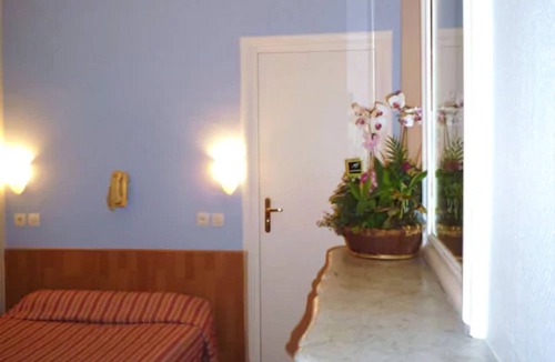 Saint-Vincent-de-Paul Hotel | Hôtel Du Brabant