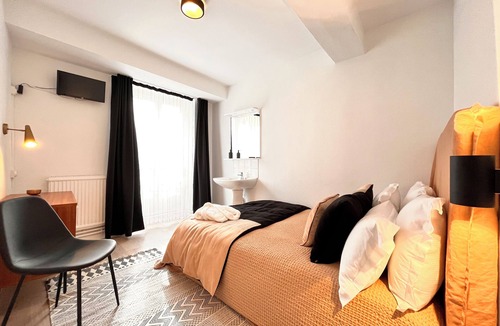 Cluny Hotel | Hôtel du Commerce