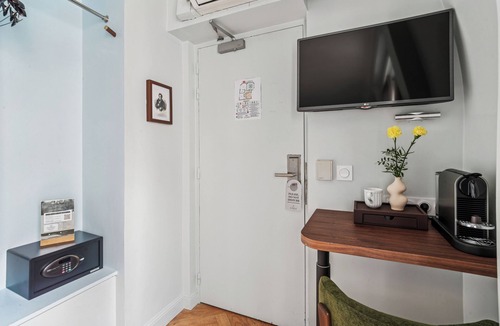 Strasbourg -Saint-Denis Hotel | Hôtel Du Flâneur