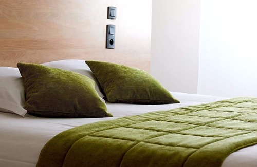 Ernee Hotel | Hôtel du Grand Cerf