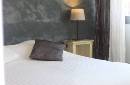 Salon-de-Provence Hotel | Hôtel du Midi