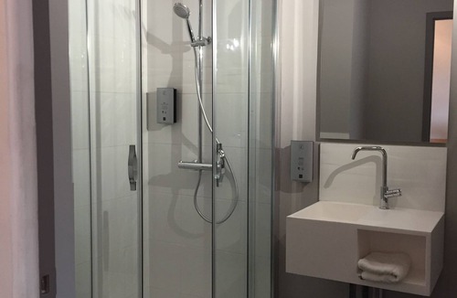 Salon-de-Provence Hotel | Hôtel du Midi