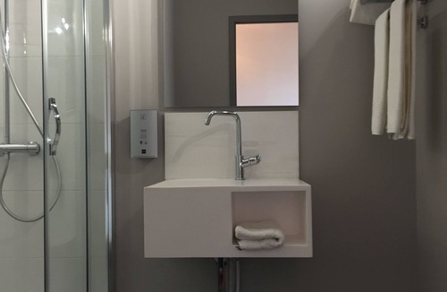 Salon-de-Provence Hotel | Hôtel du Midi