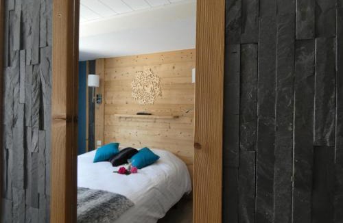 Thones Hotel | Hôtel Du Midi