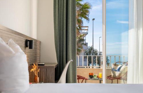 Palavas-les-Flots Hotel | Hôtel du Midi Plage