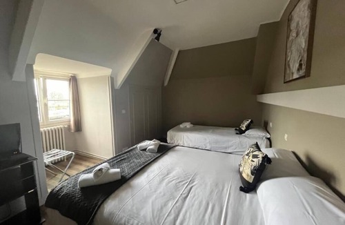 Ouistreham Hotel | Hôtel du Phare