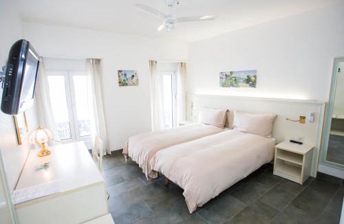 Villeneuve Hotel | Hôtel du Port
