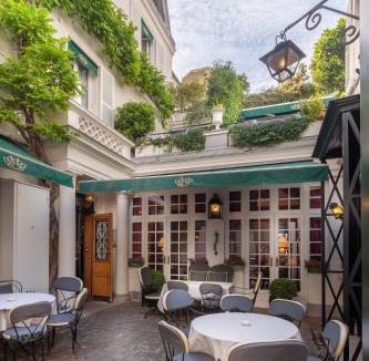 Saint-Thomas-d'Aquin Hotel | Hôtel Duc De St-Simon