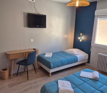 Secondigny Hotel | Hôtel Ecu de france