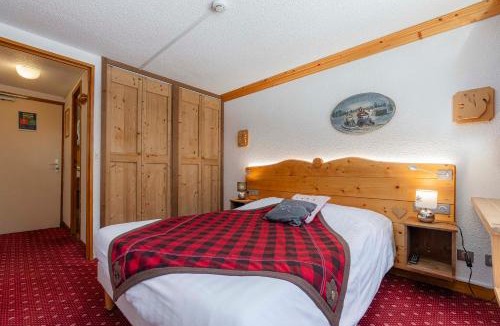 Les Claux Hotel | Hôtel Ecureuil