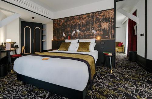 Le Puy-en-Velay Hotel | Hôtel et Restaurant Le Regina