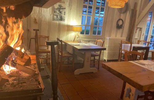 Lesperon Hotel | Hôtel et RESTAURANT traditionnel L' Escalandes